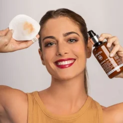 Apivita Face Cleansing Latte Detergente 3in1 per Detersione Delicata Viso e Occhi 200ml