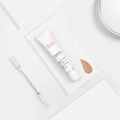 Avene Hydrance BB Crema Idratante Ricca Colorata SPF30 40ml