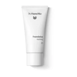 Dr. Hauschka Foundation 05 Nutmeg Fondotinta Leggero Coprenza Media 30 ml