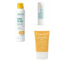 Lamuselab Cofanetto Estate Pochette Solare SPF50+ Spray Solare 200 ml + Crema Viso Solare 50 ml + Burrocacao Solare 5,5 ml