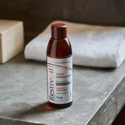 Restivoil Fisiologico Olio Shampoo Sebonormalizzante 250ml