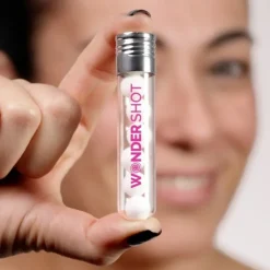Veralab Kit Wonder Shot Siero Viso Acido Ialuronico 15ml+ 7 Sfere Vitamina C